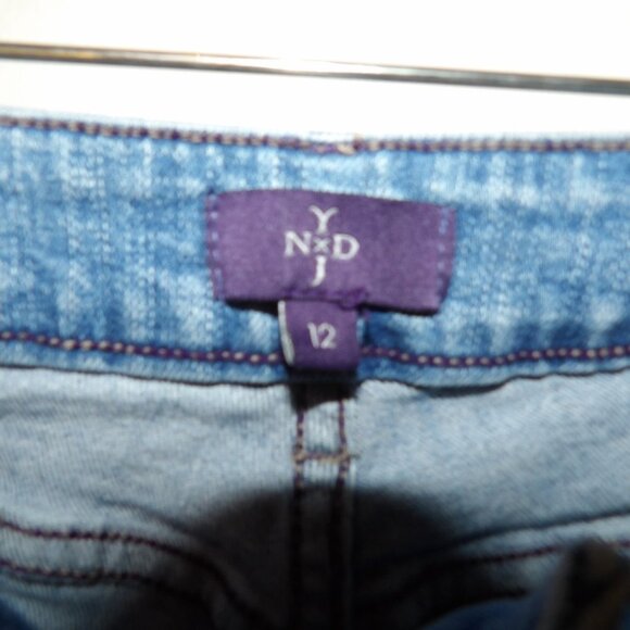 NYDJ High Rise " Mom " Straight Leg Jeans Sz 12 - Picture 4 of 6